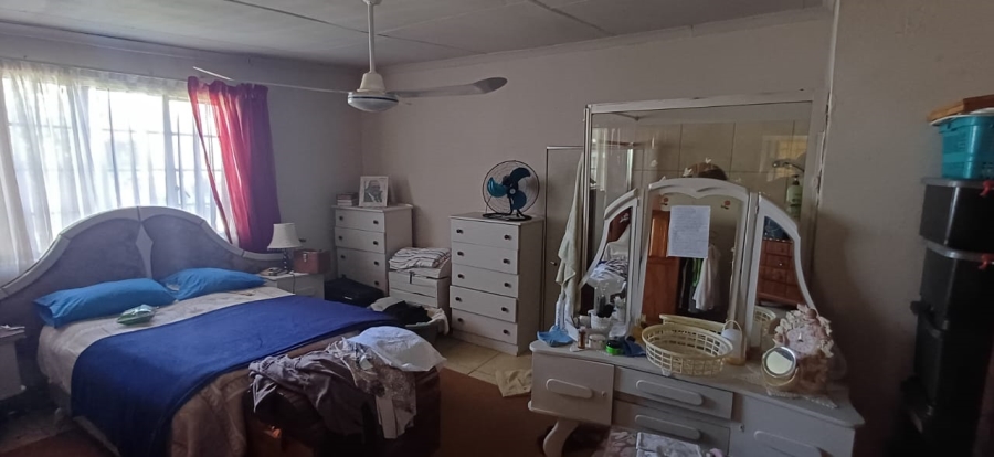 6 Bedroom Property for Sale in Freemanville North West